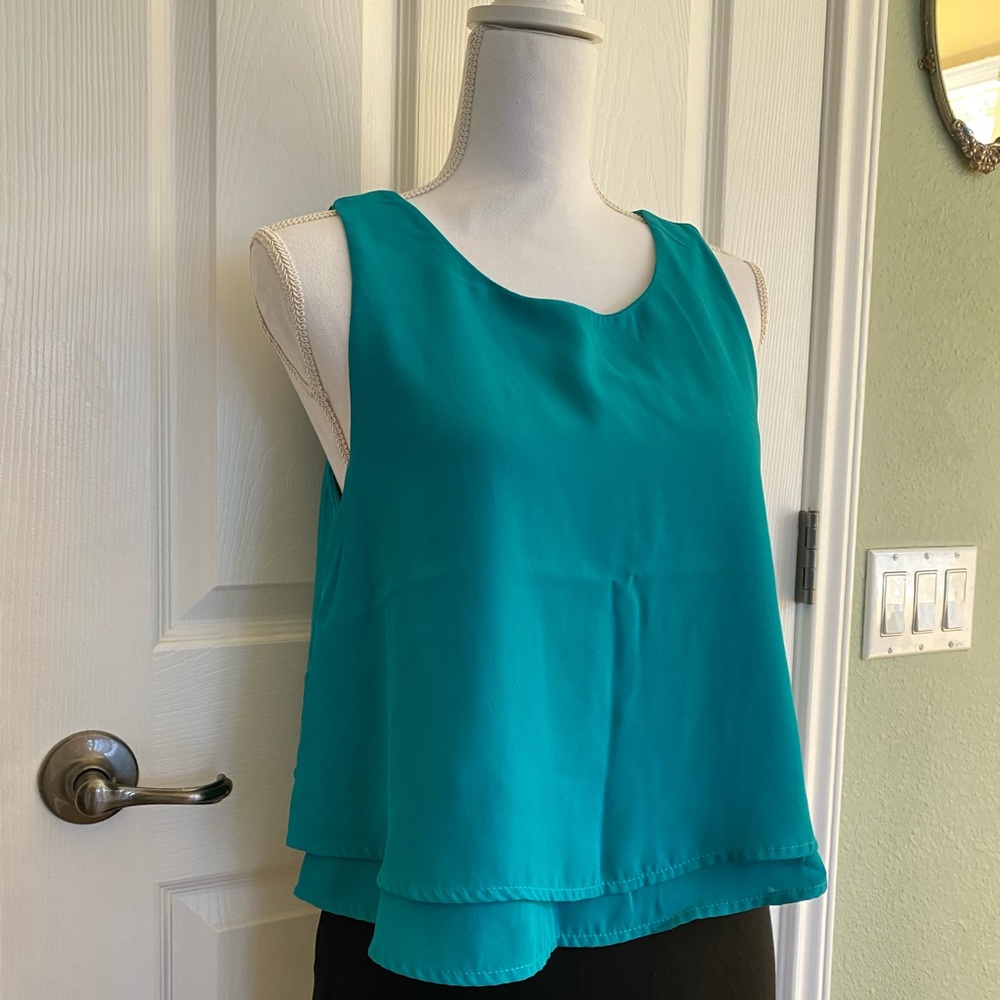 Everly crop top